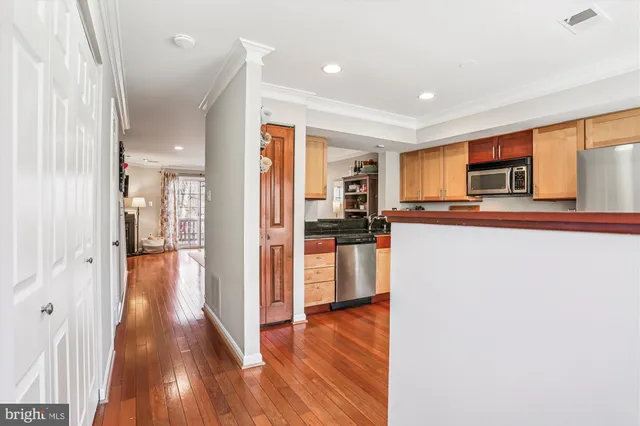 $474,900 | 10535 Englishman Drive, Unit 183, Rockville, MD 20852