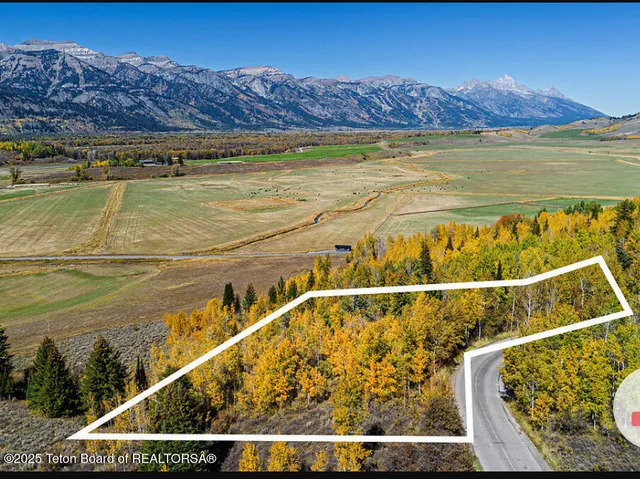 $7,200,000 | 855 North Bar Y Road, Jackson, WY 83001