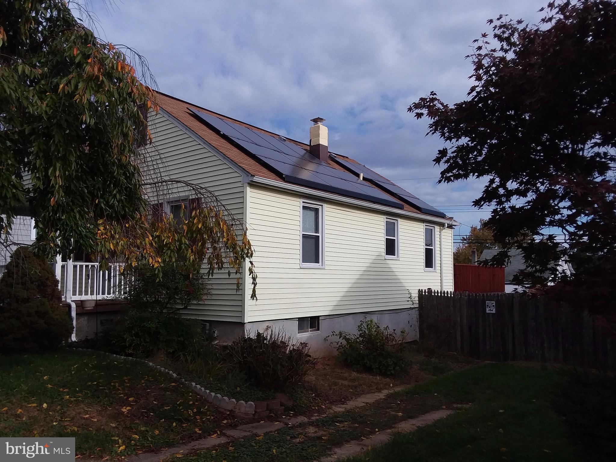 4216 Thorncliff Road Baltimore, MD 21236 - Photo 1 of 20 Exterior (Front) With solar panels on new roof