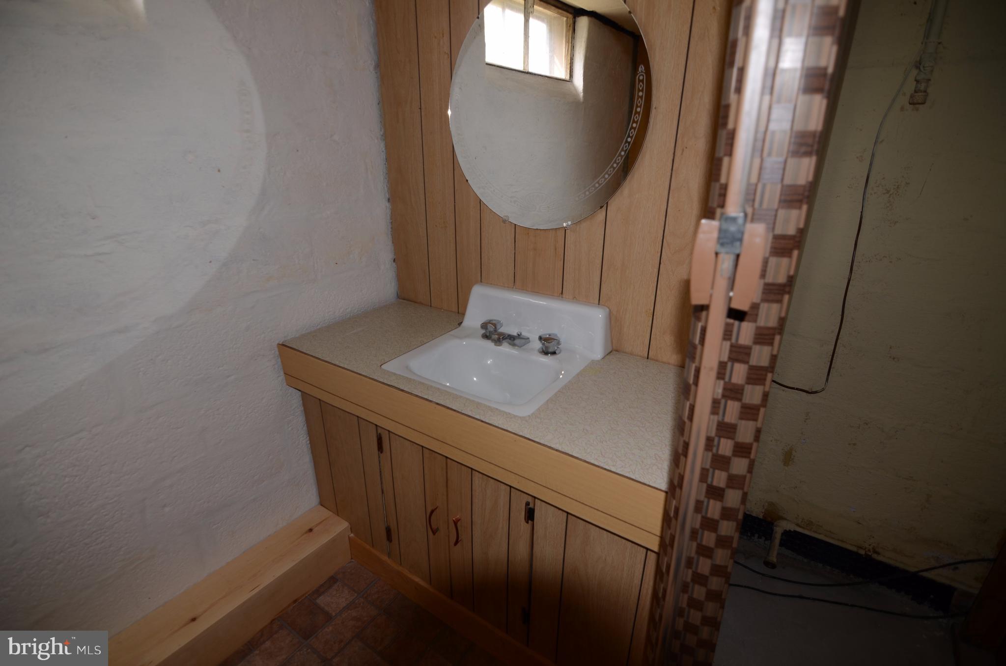 4216 Thorncliff Road Baltimore, MD 21236 - Photo 16 of 20 1/2 Bath lower level