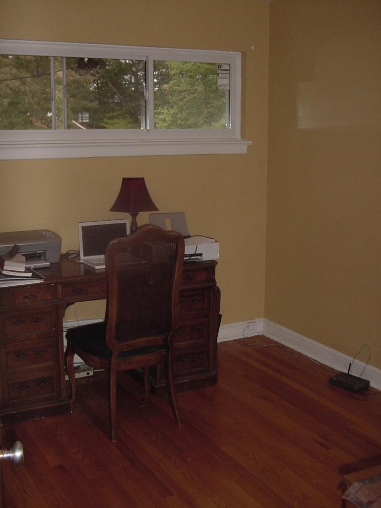 1555 Eton Road Southwest Roanoke, VA 24018 - Photo 11 of 24 Bedroom 2