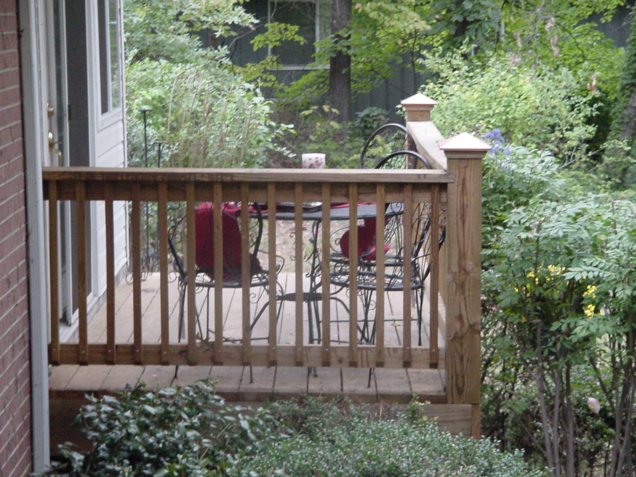 1555 Eton Road Southwest Roanoke, VA 24018 - Photo 17 of 24 Front Deck