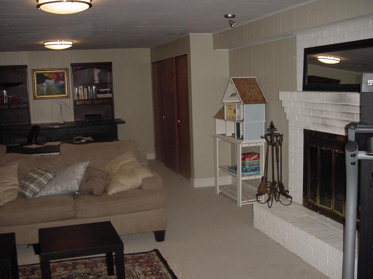 1555 Eton Road Southwest Roanoke, VA 24018 - Photo 8 of 24 Den