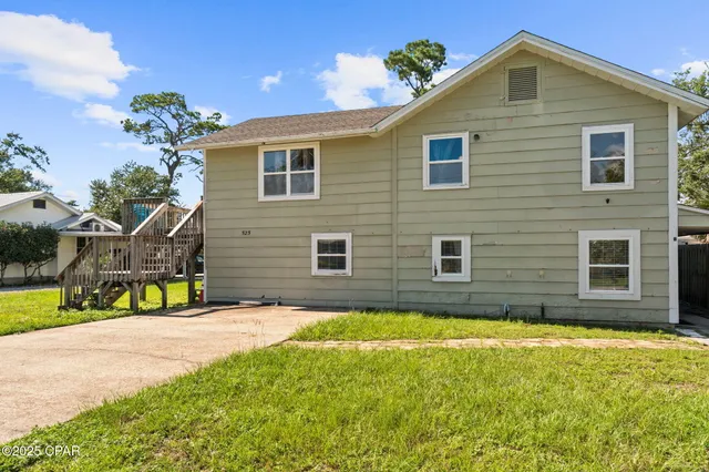 $379,900 | 525 Eighth Street, Port St. Joe, FL 32456