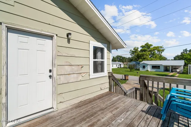 $379,900 | 525 Eighth Street, Port St. Joe, FL 32456