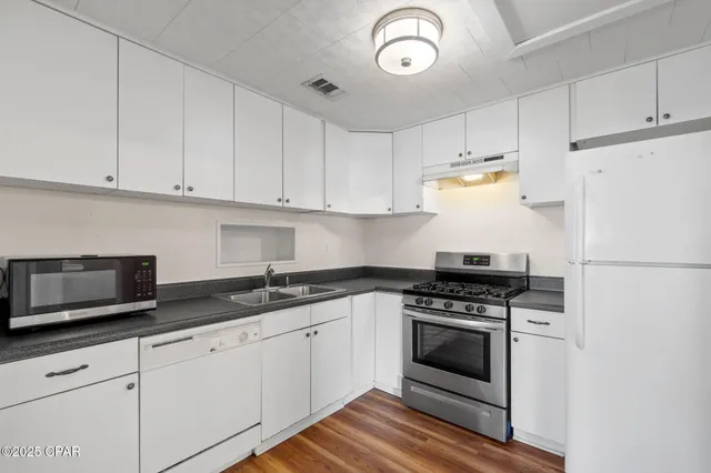 $379,900 | 525 Eighth Street, Port St. Joe, FL 32456