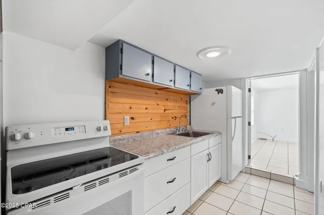 $379,900 | 525 Eighth Street, Port St. Joe, FL 32456