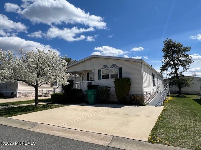 27 Pine Ridge Boulevard Whiting, NJ 08759 - Photo 2 of 35 27 Pine Ridge 3