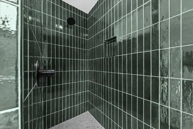 $260,000 | 210 South Carter Street, Liberty, NC 27298