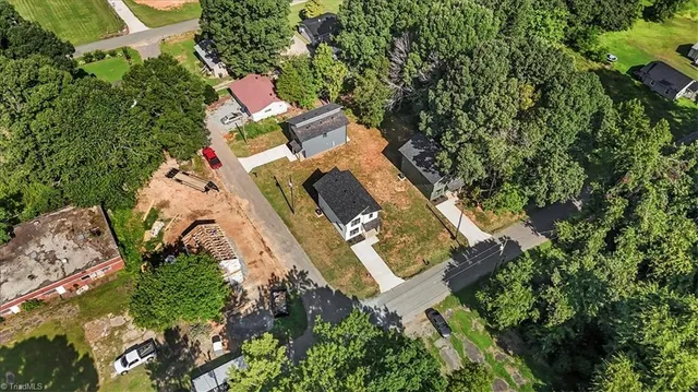 $260,000 | 210 South Carter Street, Liberty, NC 27298