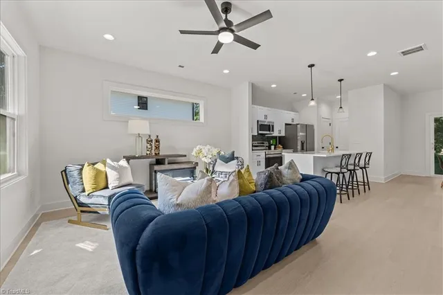 $260,000 | 210 South Carter Street, Liberty, NC 27298