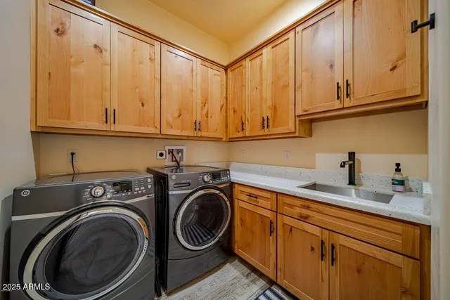 $3,200 | 335 Latigo Way, Wickenburg, AZ 85390