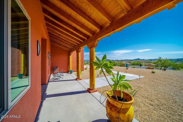 $3,200 | 335 Latigo Way, Wickenburg, AZ 85390
