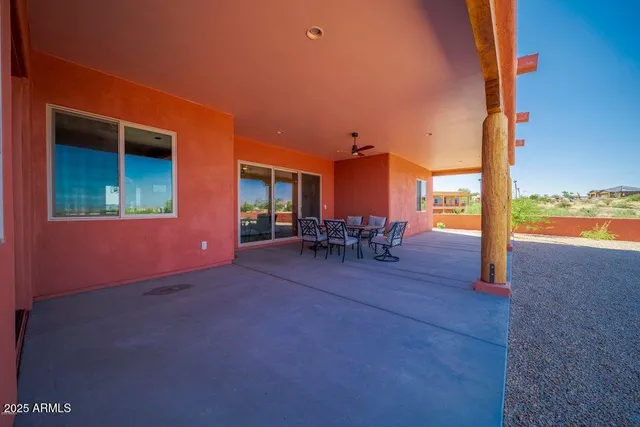 $3,200 | 335 Latigo Way, Wickenburg, AZ 85390