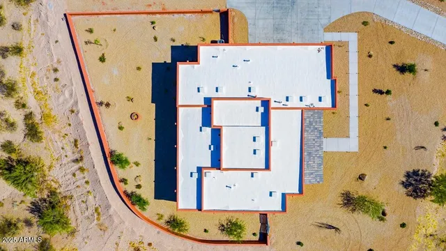 $3,200 | 335 Latigo Way, Wickenburg, AZ 85390