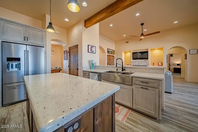 $3,200 | 335 Latigo Way, Wickenburg, AZ 85390