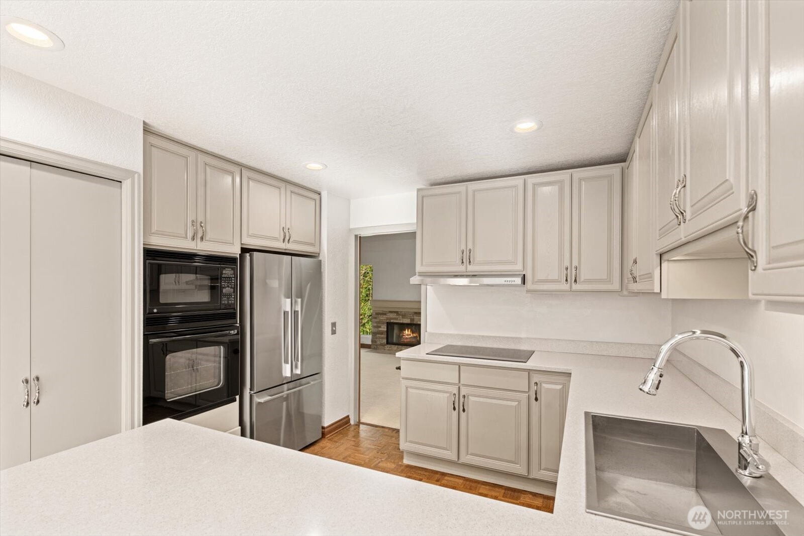 2944 Kennewick Place Northeast Renton, WA 98056 - Photo 11 of 40