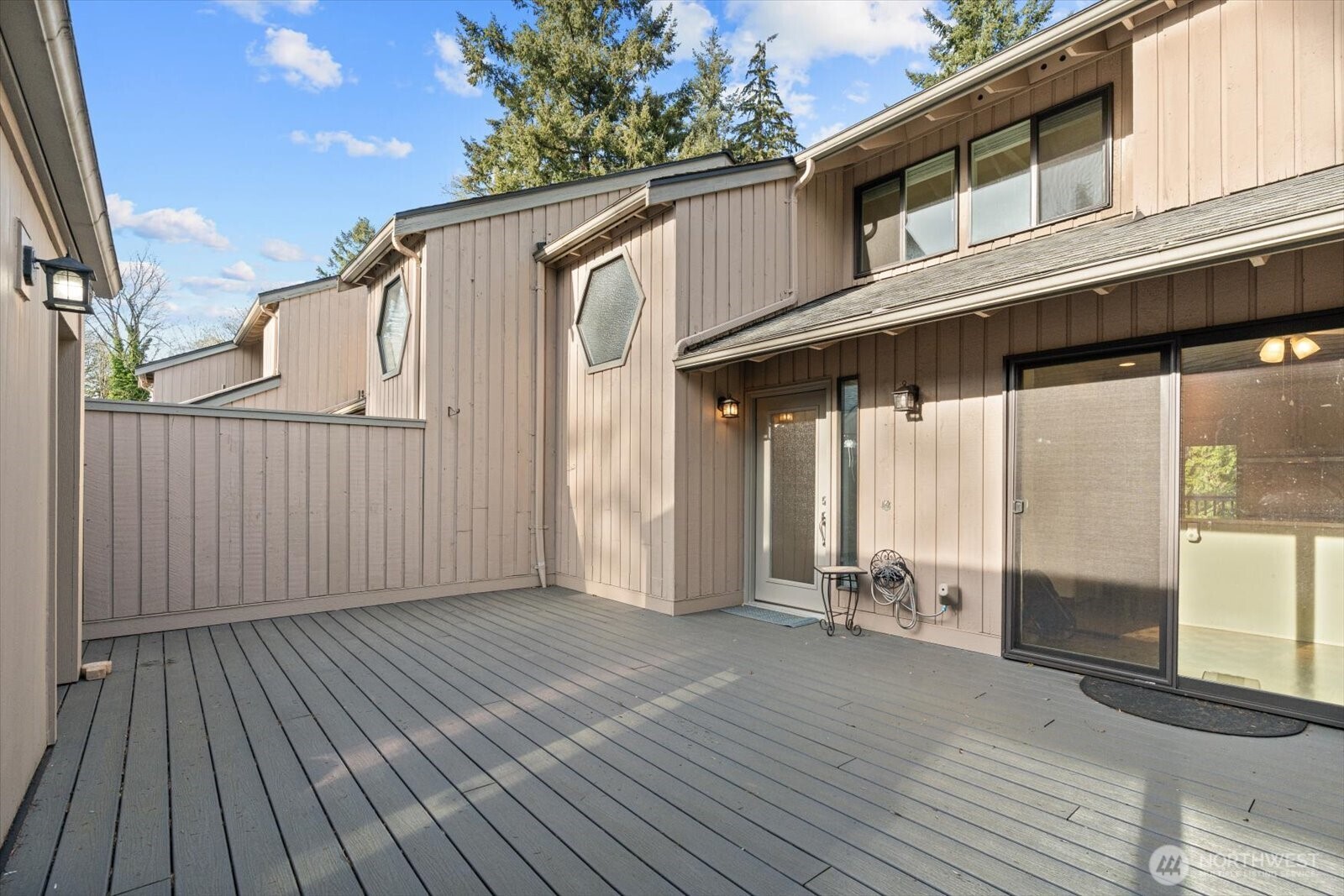 2944 Kennewick Place Northeast Renton, WA 98056 - Photo 6 of 40