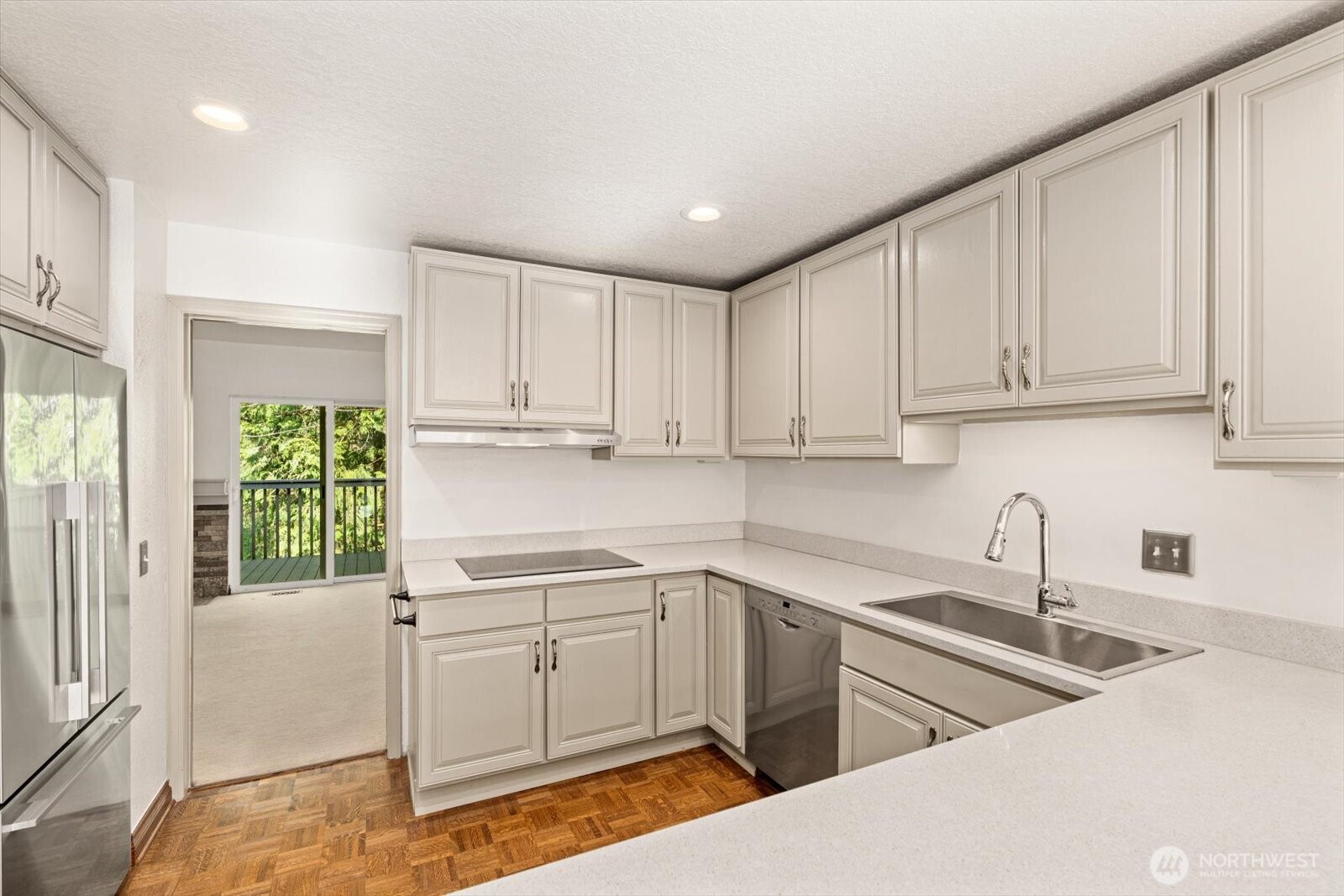 2944 Kennewick Place Northeast Renton, WA 98056 - Photo 10 of 40