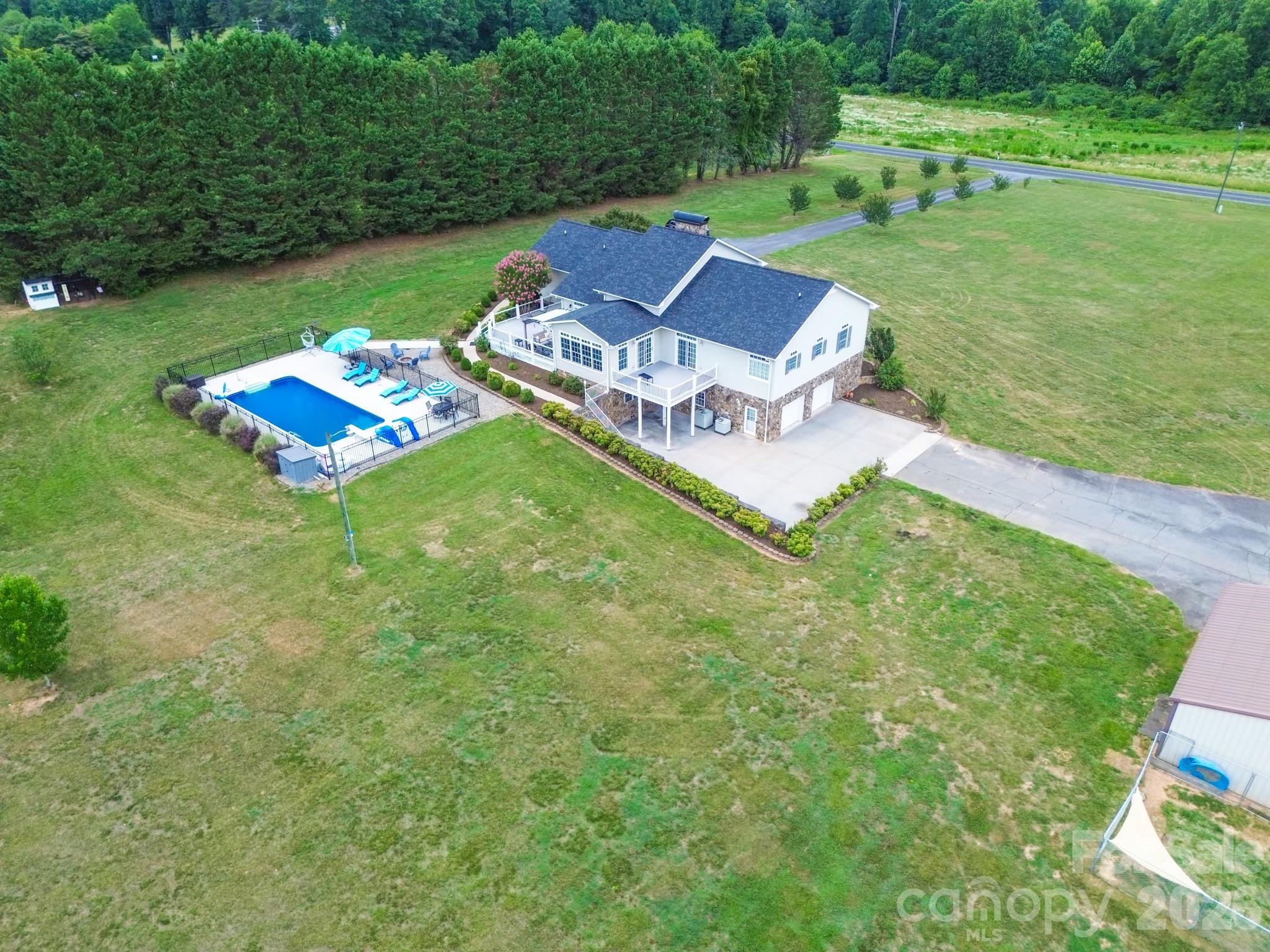 2726 Cedar Forest Road Ronda, NC 28670 - Photo 7 of 48 Gallery Image 7