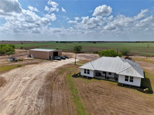 $559,900 | 229 County Road 353 North, Orange Grove, TX 78372