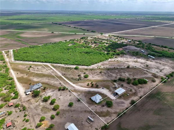 $559,900 | 229 County Road 353 North, Orange Grove, TX 78372