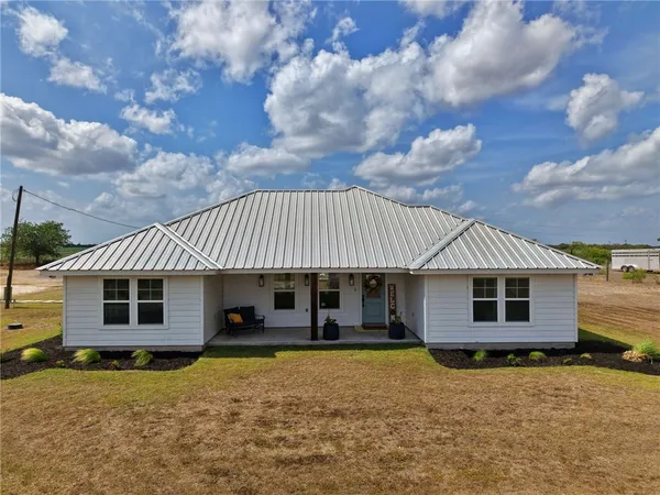 $559,900 | 229 County Road 353 North, Orange Grove, TX 78372