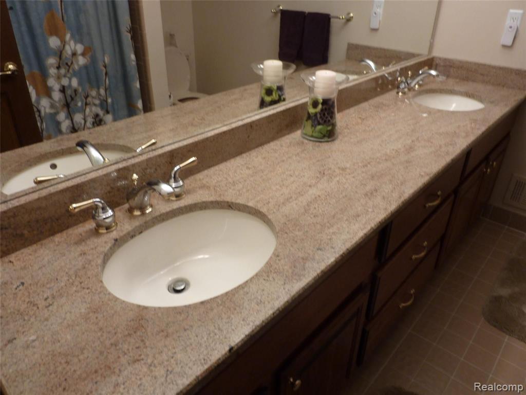 3421 Summit Ridge Drive Rochester Hills, MI 48306 - Photo 53 of 58