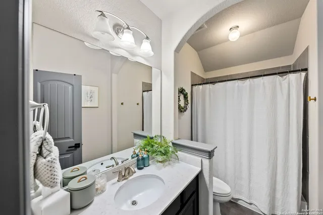 a outdoor view with sitting space