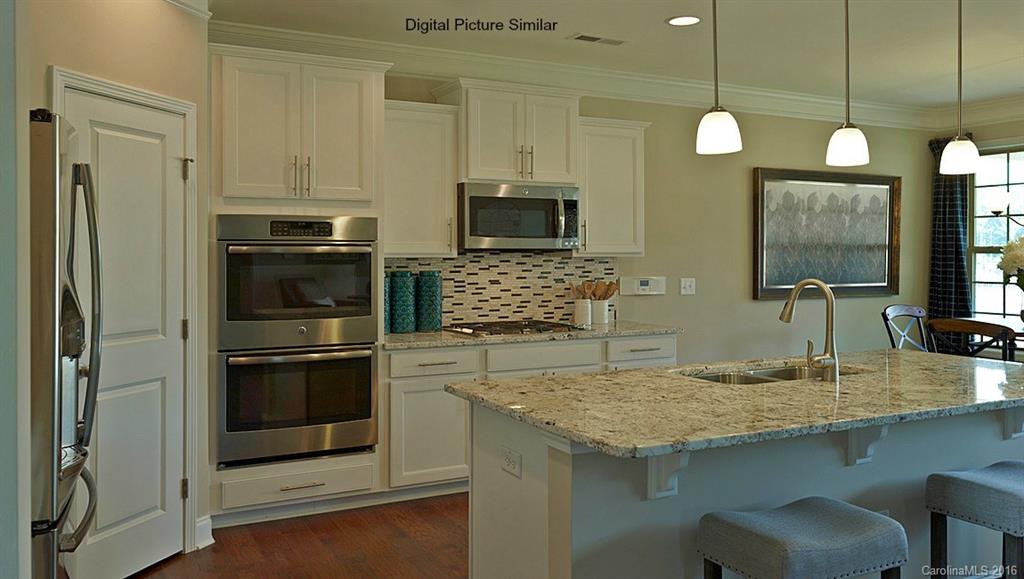 8920 Inverness Bay Road Charlotte, NC 28278 - Photo 6 of 24 Gallery Image 6