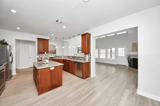 $337,500 | 8718 Sandusky Court, Tomball, TX 77375