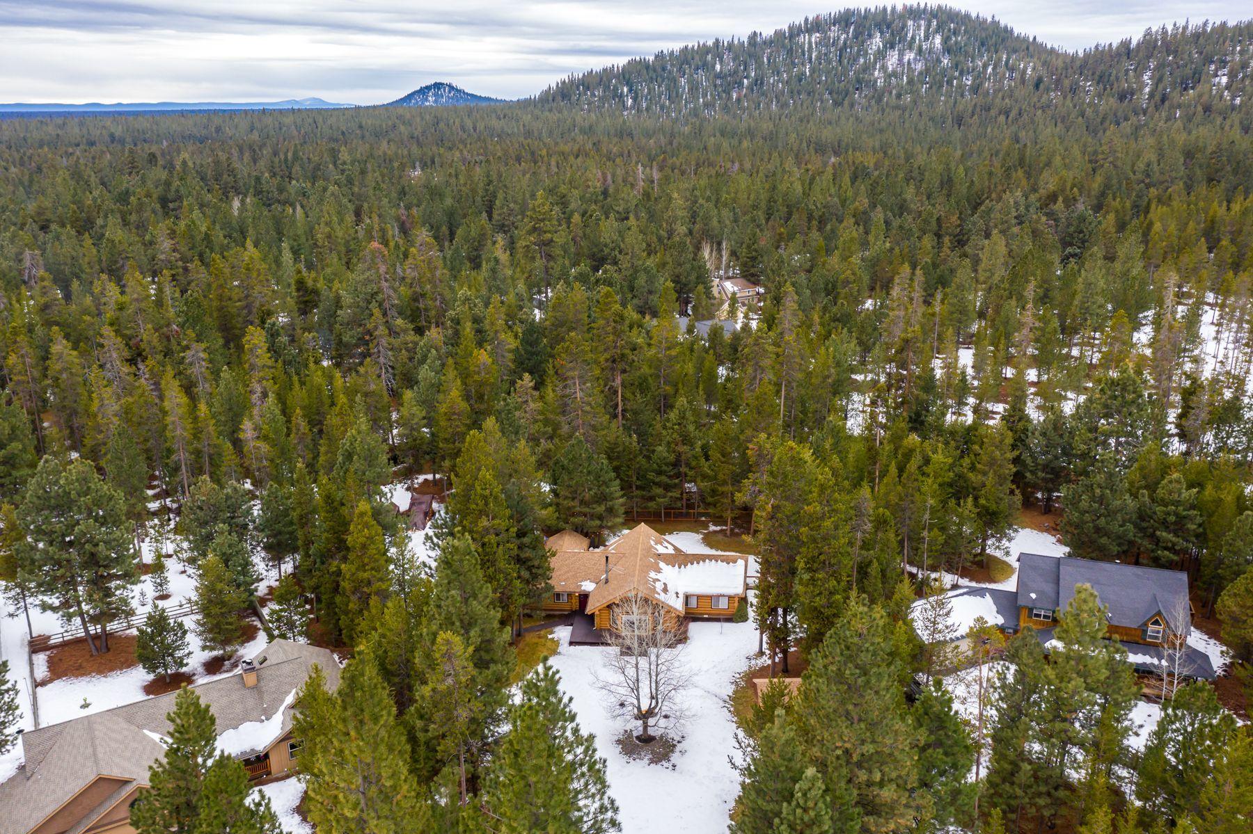 56716 Spring River Loop Bend, OR 97707 - Photo 47 of 52 Aerial view from front