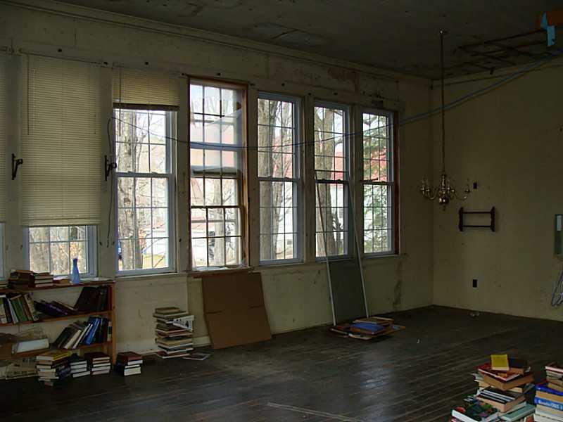 1098 Main Street Sumner, ME 04292 - Photo 10 of 26 Den/Family/Great Room.