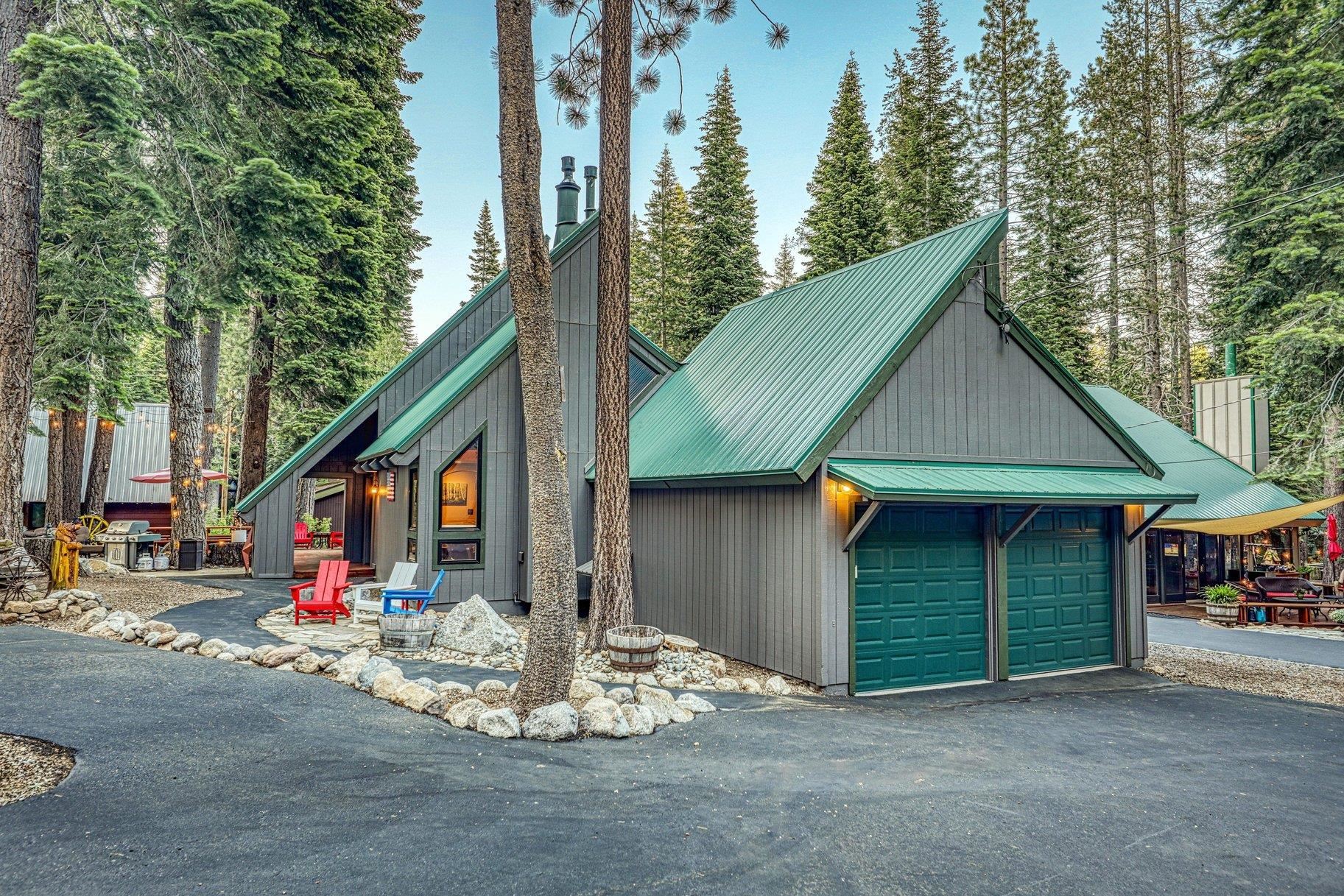 10380 Washoe Road Truckee, CA 96161 - Photo 4 of 28