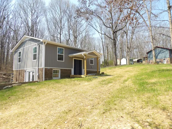 $285,000 | 120 Bern Street, Waverly, TN 37185