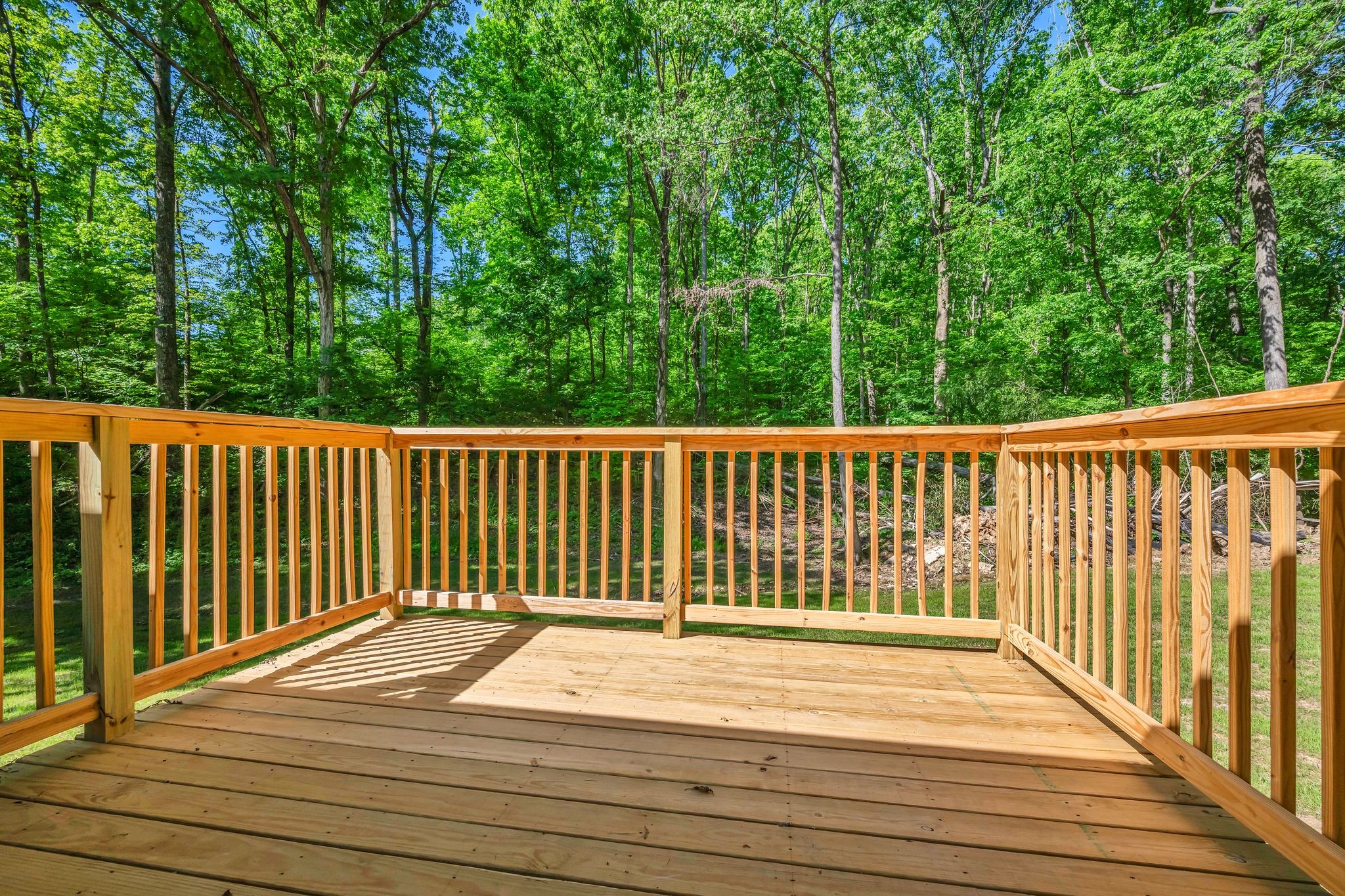 120 Bern Street Waverly, TN 37185 - Photo 32 of 36 a view of wooden deck