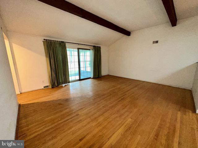 207 Rydal Place Ambler, PA 19002 - Photo 12 of 29 Living Room
