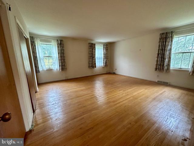 207 Rydal Place Ambler, PA 19002 - Photo 20 of 29 Primary Bedroom