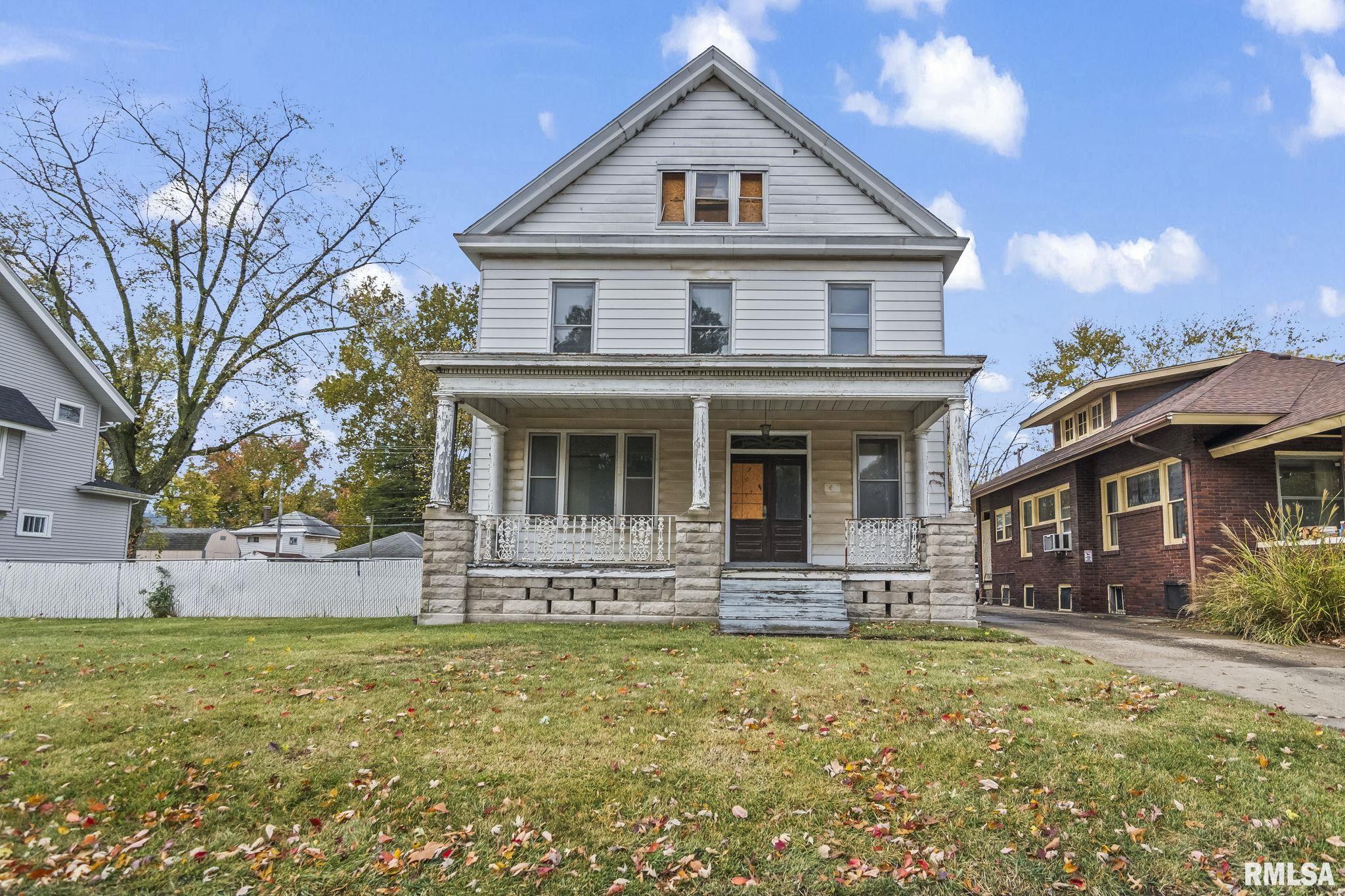 2021 South 6th Street Springfield, IL 62703 - Photo 1 of 38