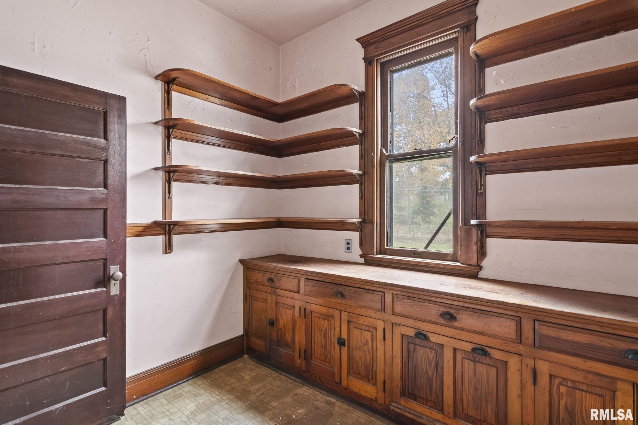 2021 South 6th Street Springfield, IL 62703 - Photo 19 of 38