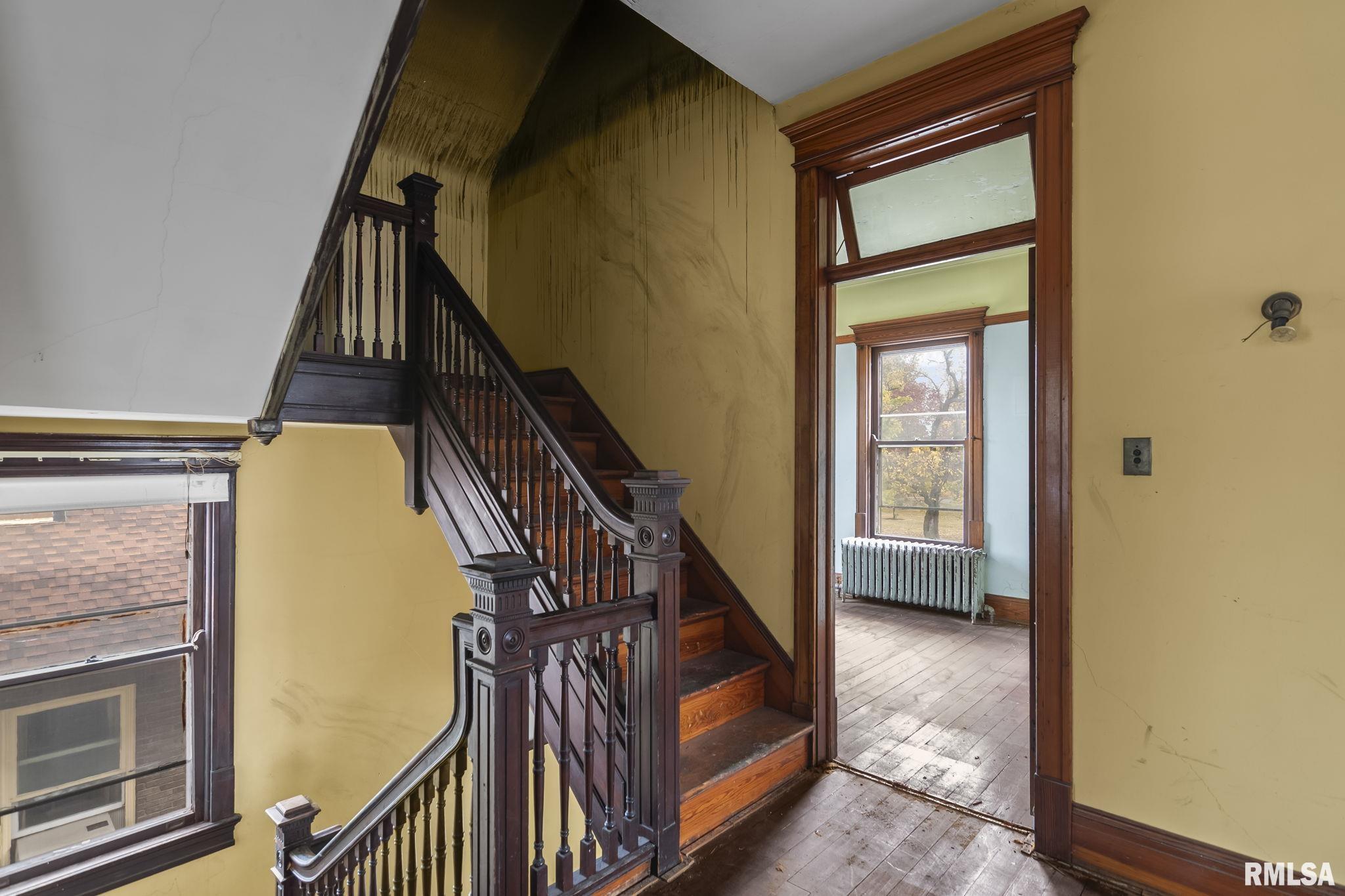 2021 South 6th Street Springfield, IL 62703 - Photo 7 of 38