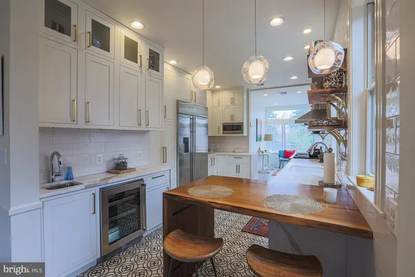 $825,000 | 2210 Sulgrave Avenue, Baltimore, MD 21209