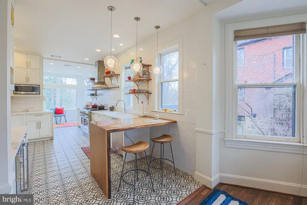 $825,000 | 2210 Sulgrave Avenue, Baltimore, MD 21209