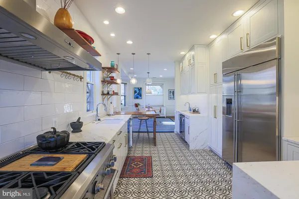 $825,000 | 2210 Sulgrave Avenue, Baltimore, MD 21209