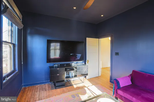 $825,000 | 2210 Sulgrave Avenue, Baltimore, MD 21209