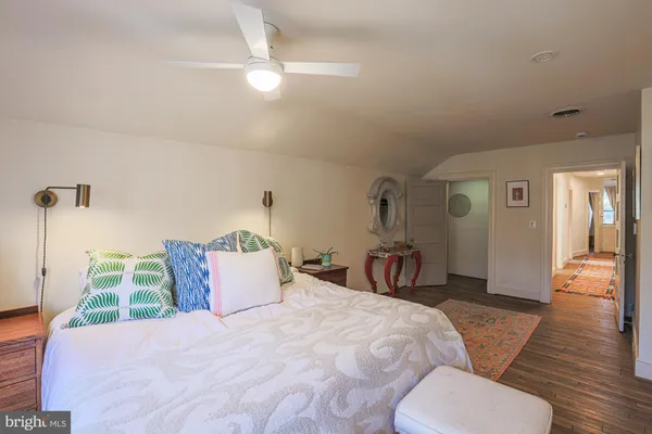 $825,000 | 2210 Sulgrave Avenue, Baltimore, MD 21209