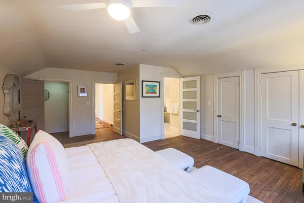 $825,000 | 2210 Sulgrave Avenue, Baltimore, MD 21209