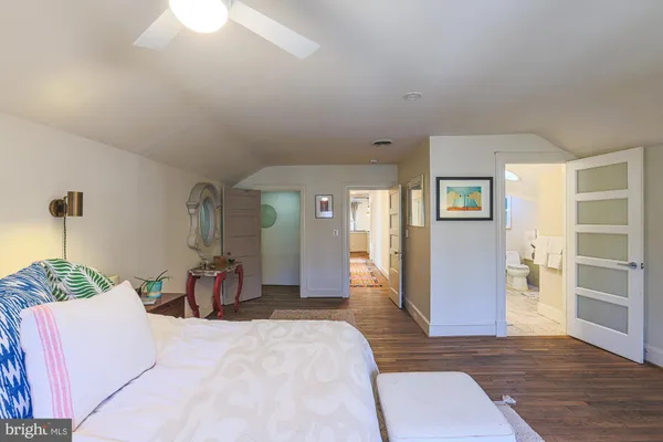$825,000 | 2210 Sulgrave Avenue, Baltimore, MD 21209