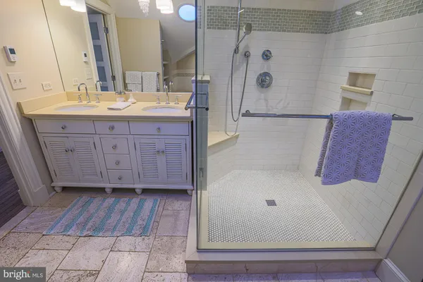 $825,000 | 2210 Sulgrave Avenue, Baltimore, MD 21209