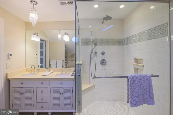 $825,000 | 2210 Sulgrave Avenue, Baltimore, MD 21209